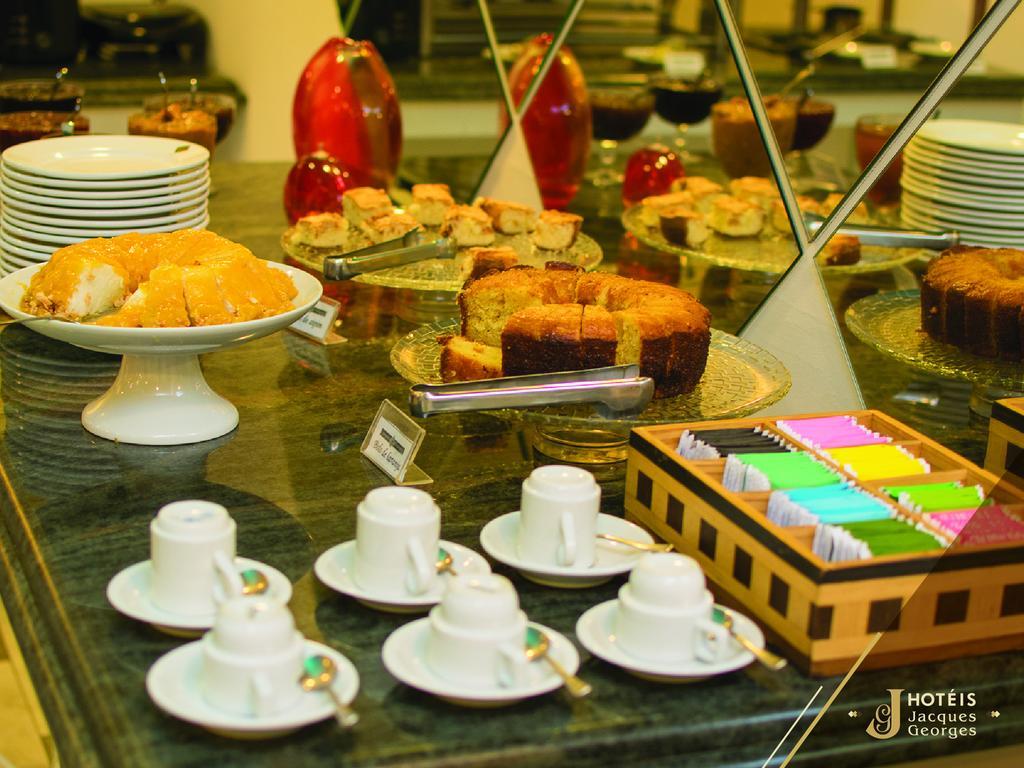 Hotel Jacques Georges Business Pelotas Esterno foto