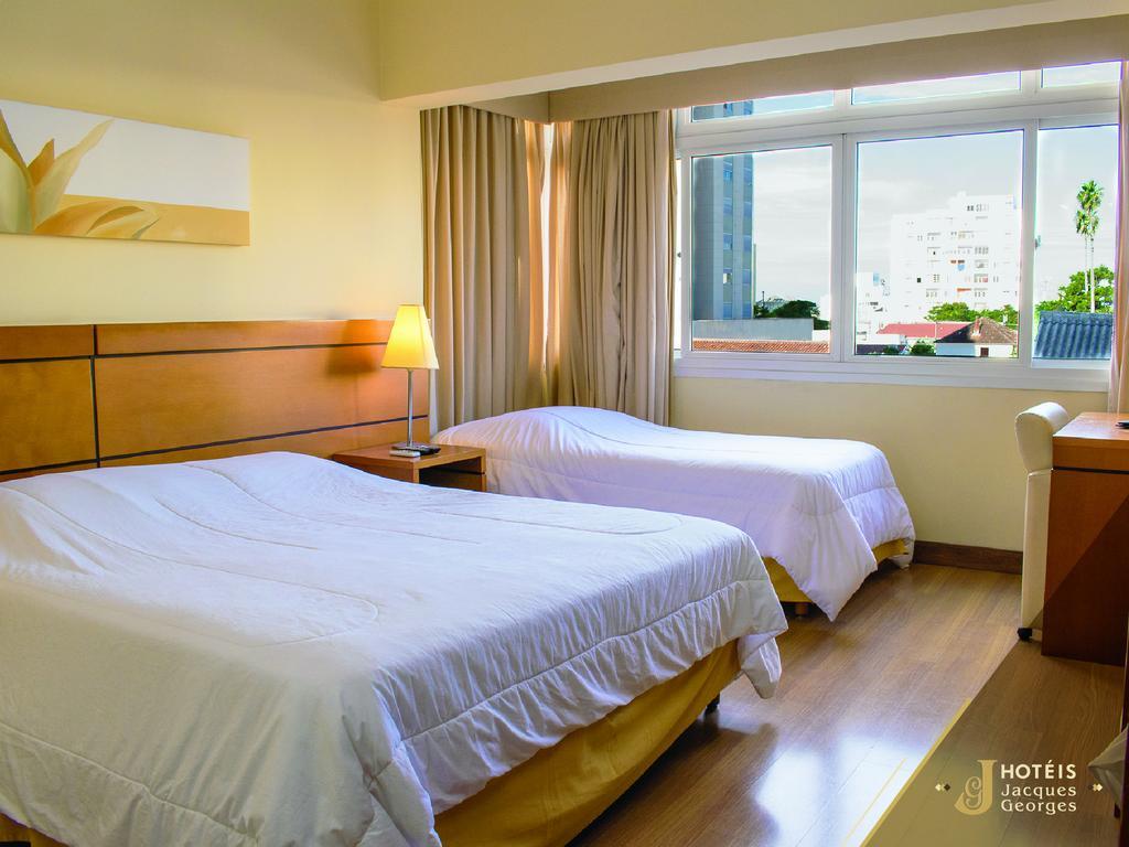 Hotel Jacques Georges Business Pelotas Esterno foto