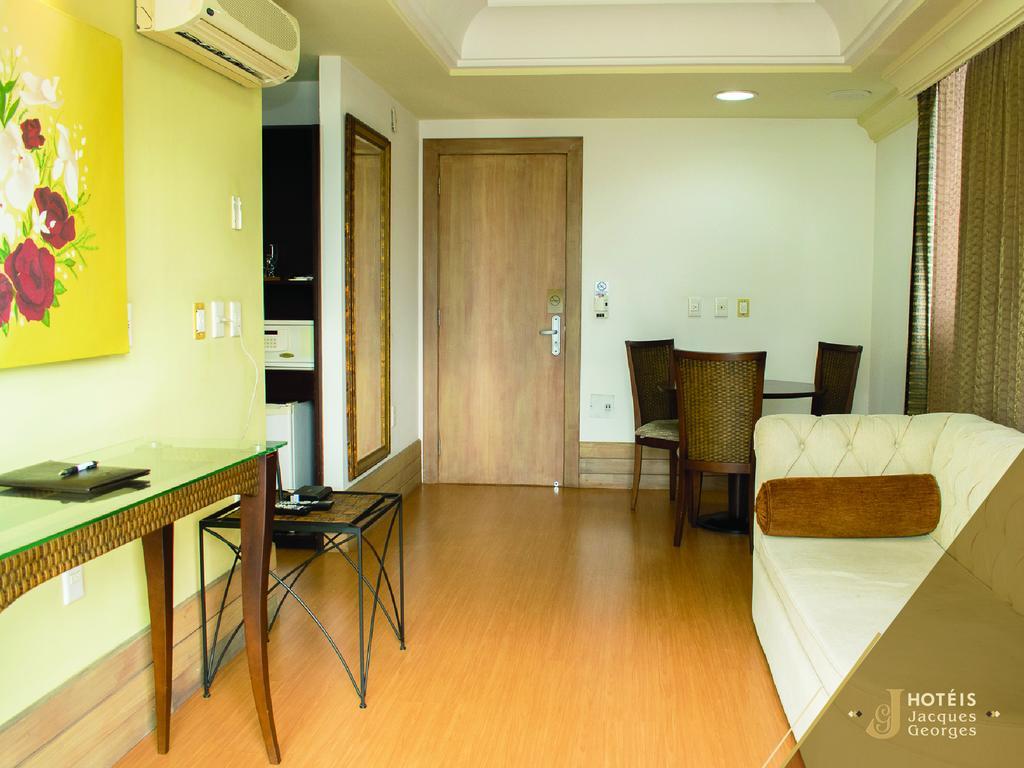 Hotel Jacques Georges Business Pelotas Esterno foto