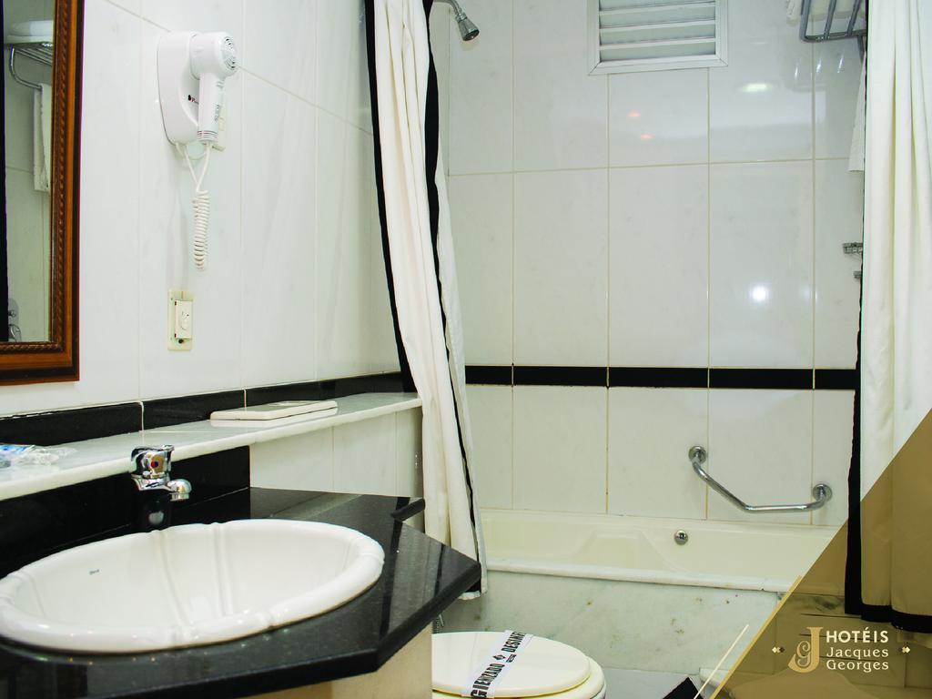 Hotel Jacques Georges Business Pelotas Esterno foto